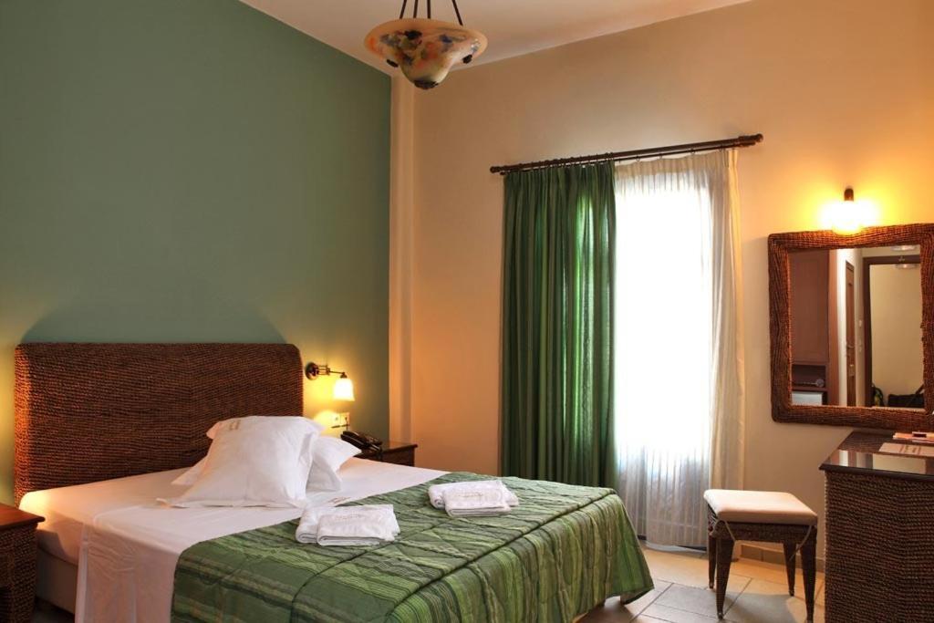 Xenonas Afroditi Loutra  Room photo